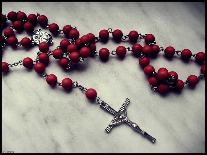 How the Rosary Helps Us Understand the Pope’s May Intentions