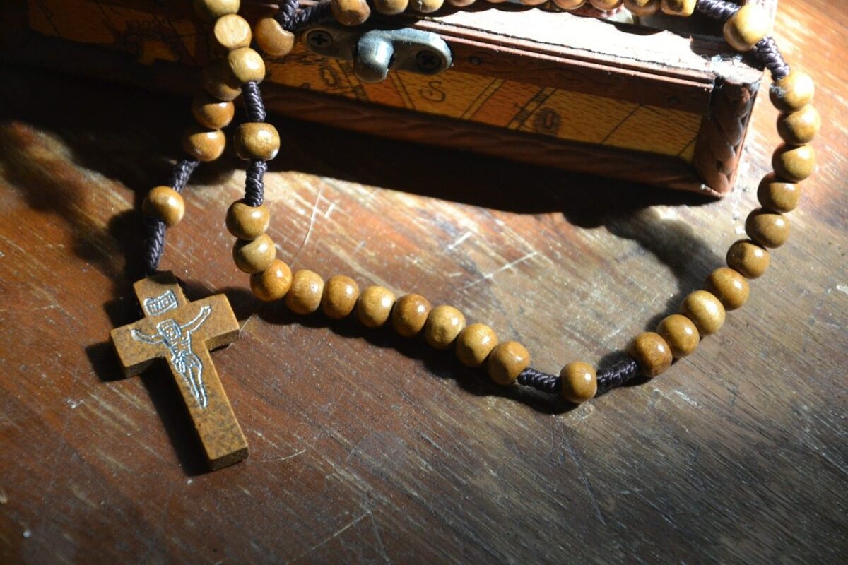 Pray the Rosary this October